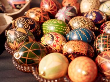Pysanky egg decorating