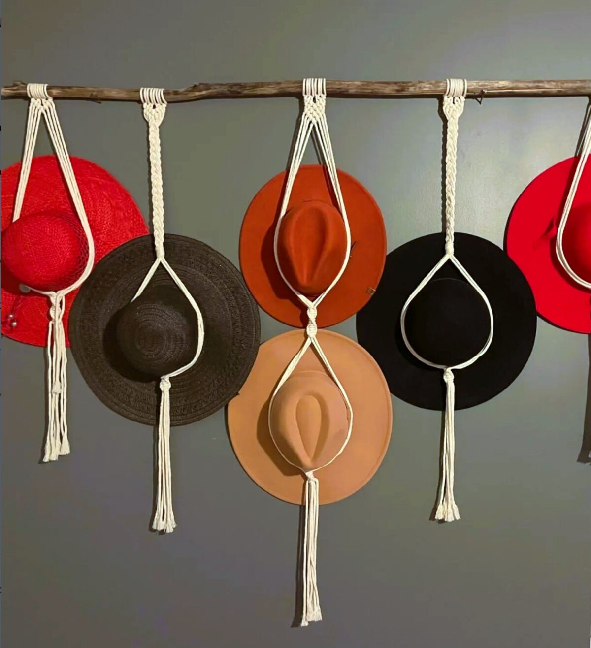 Macrame Hat Hanger workshop